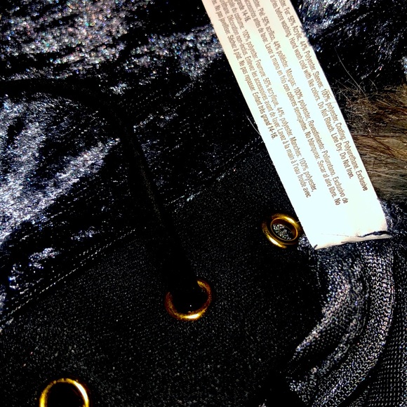 Archer Girl Costume 👗 Only - Picture 5 of 6